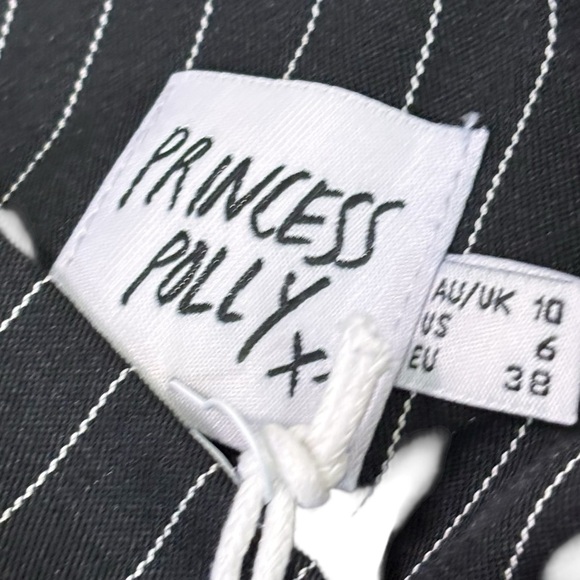 PRINCESS POLLY - SIZE 6- DARK NAVY / BLACK and White Striped Women's CROP / B11 - Picture 3 of 9